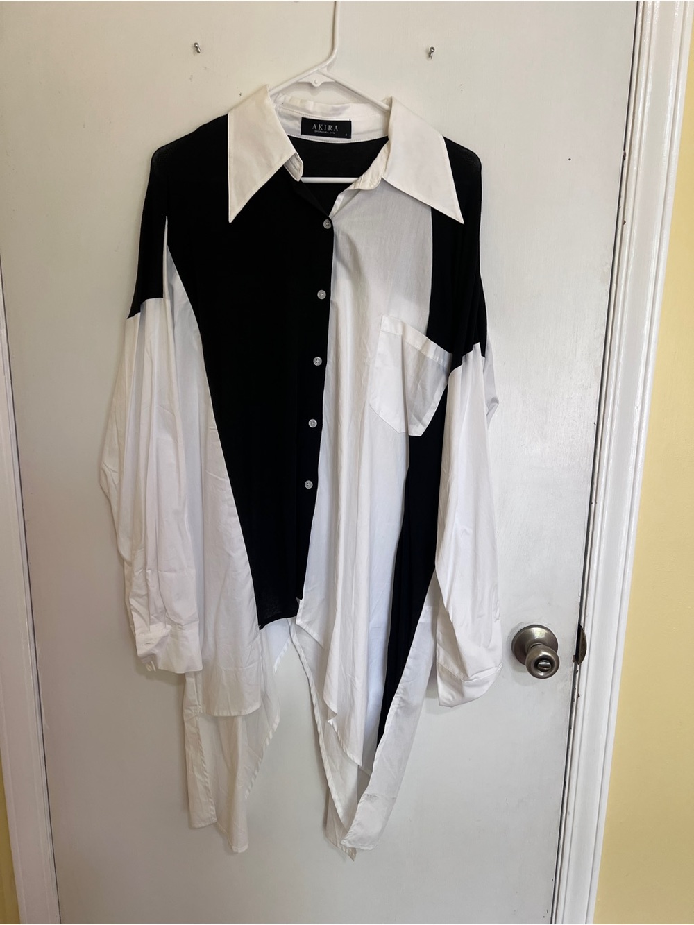 Akira Chicago Black & White Colorblock Button-Up Shirt